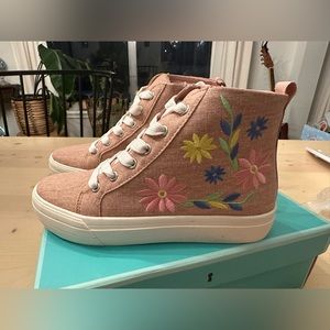 Copper Key Floraa Sneakers Size 2